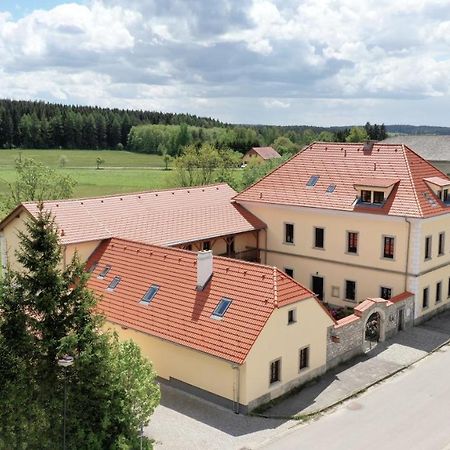 Penzion Hůrky Nová Bystřice Esterno foto